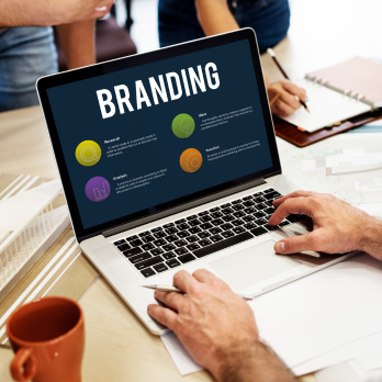 Professional Branding Services in Dubai by Oracuz