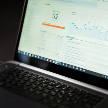 SEO Services in Dubai – Oracuz Digital Marketing